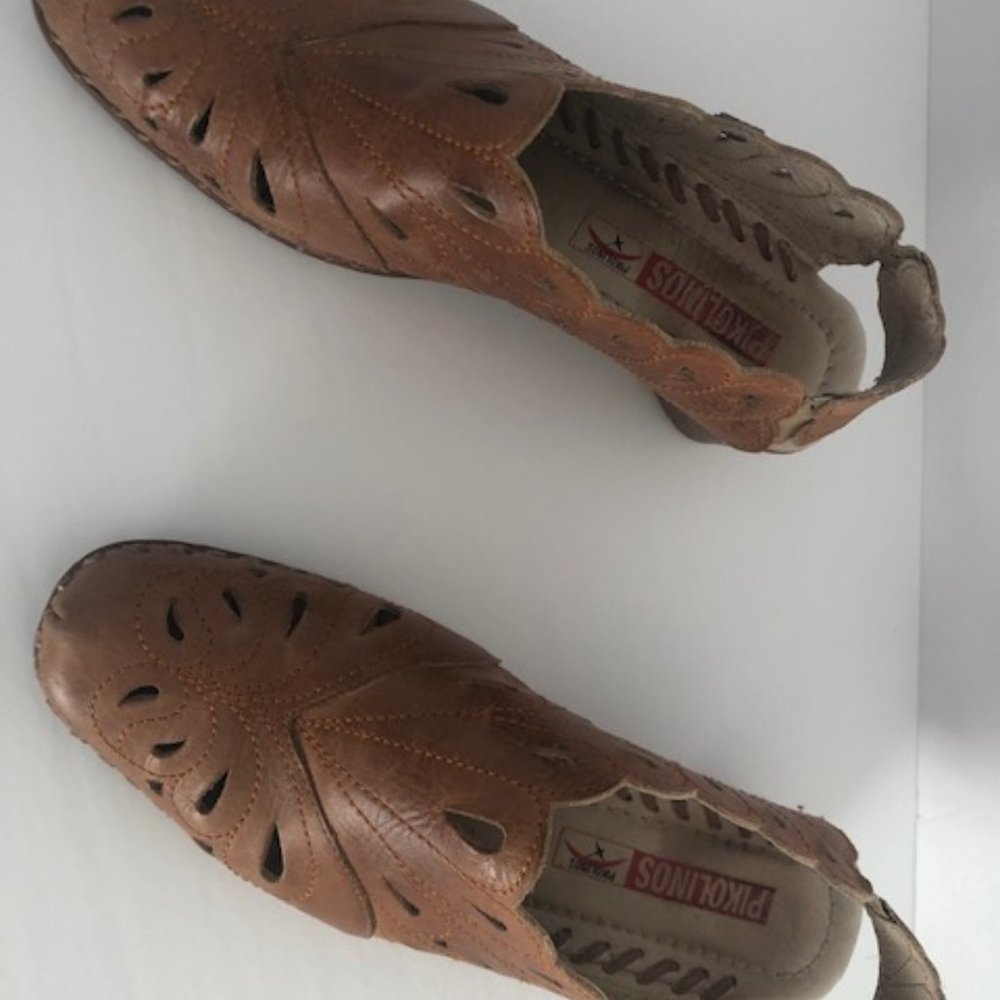 Pikolinos Leather sling back heeled sandals EU 38